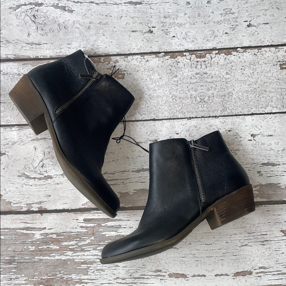 NEW!  Kensie Leather Boots - Sz 8.5